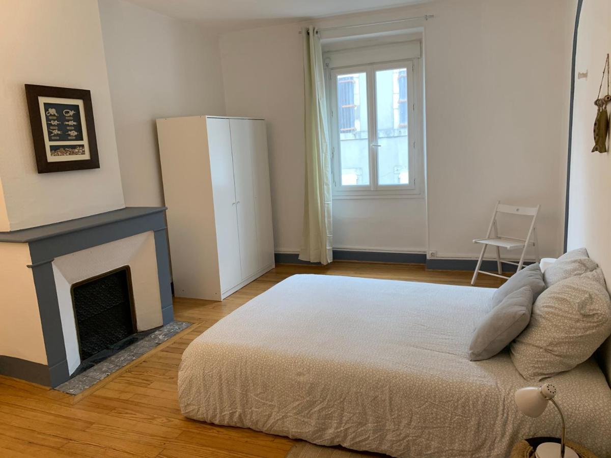 Elégant Appartement T3 hypercentre de Mazamet Esterno foto